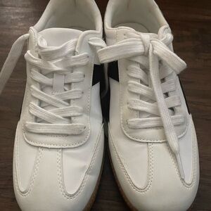 NOBO White Sneakers with Black Heel Accent